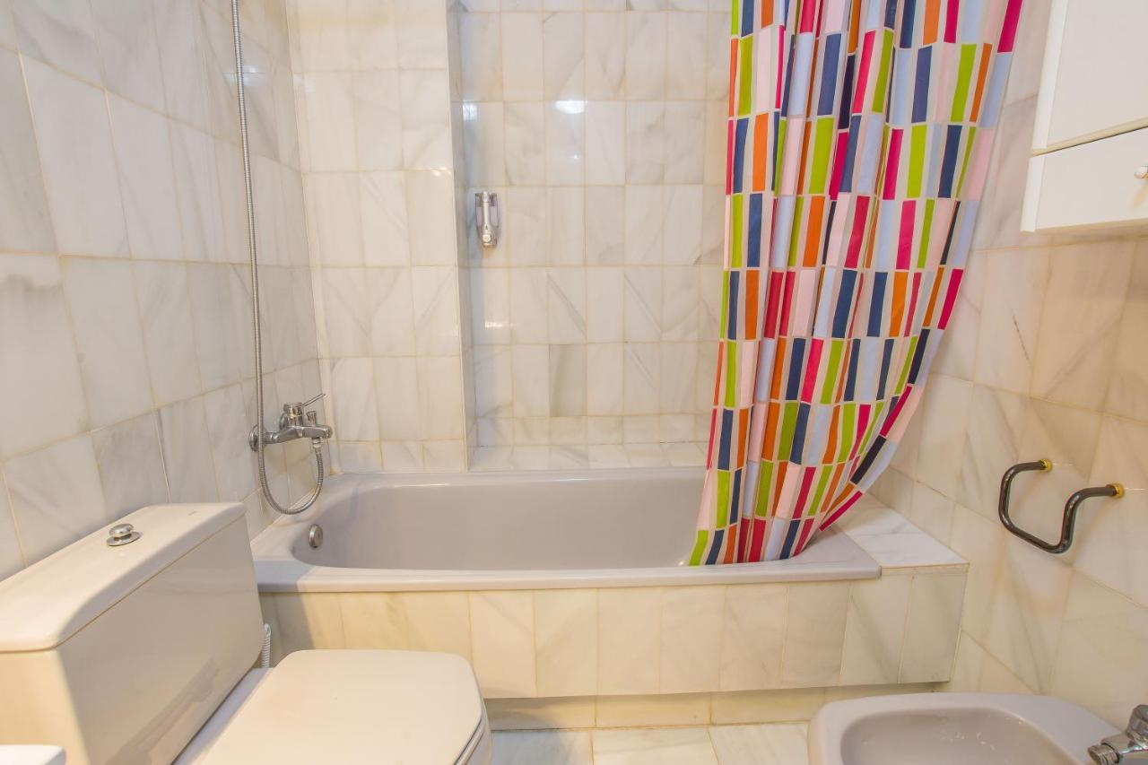 Qh Puerta Real Apartamento Granada Exterior foto